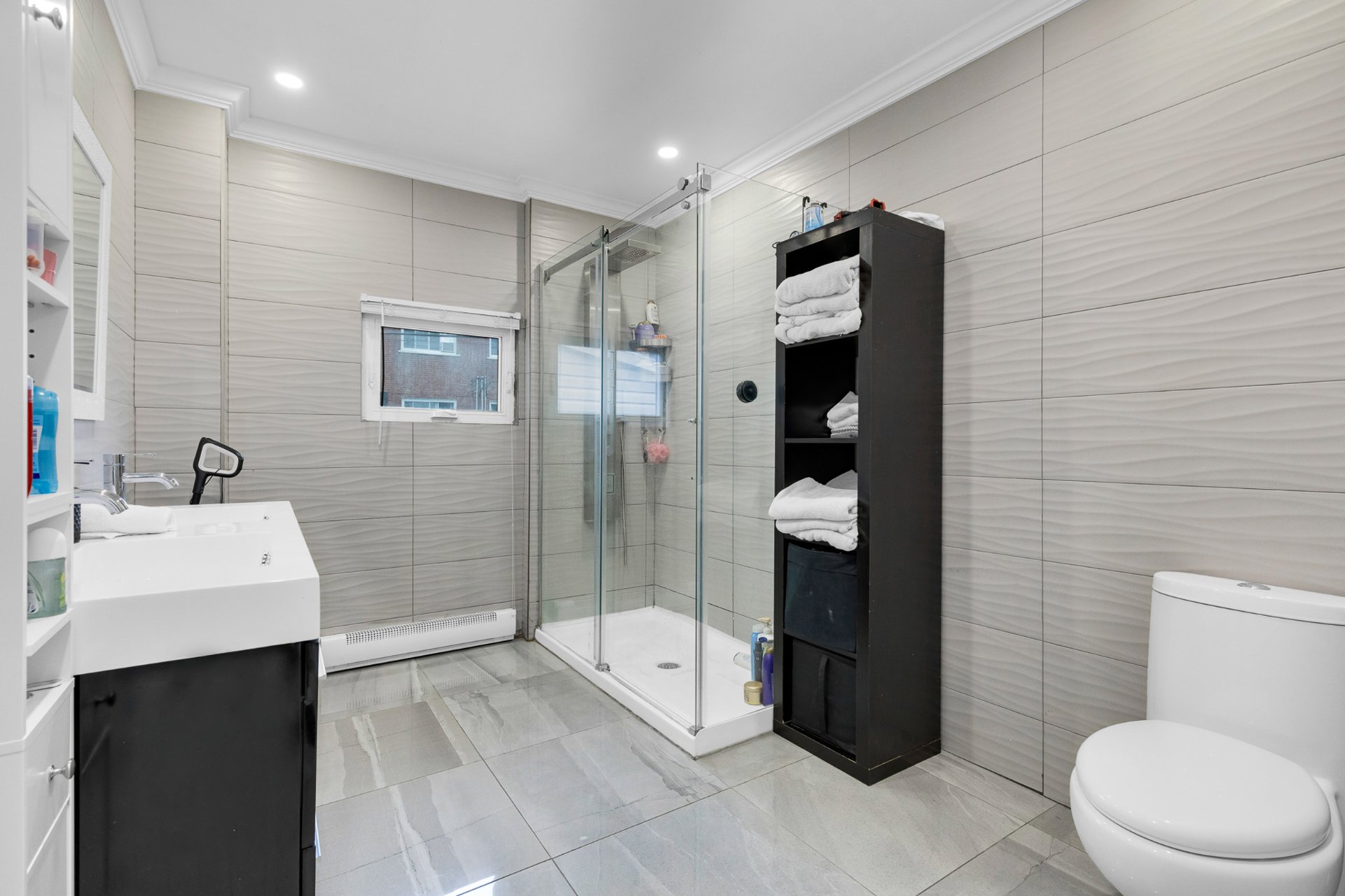 Photo - Bathroom