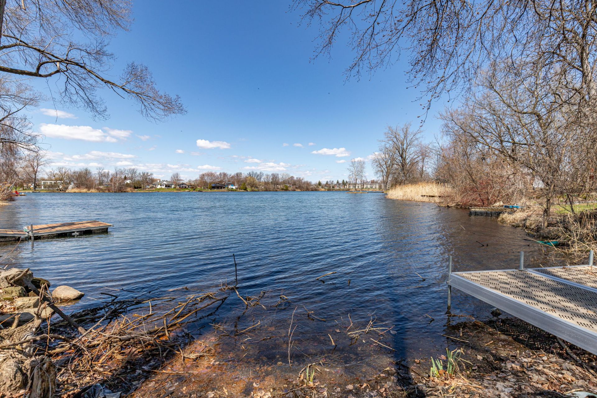 Photo - Vue sur l'eau