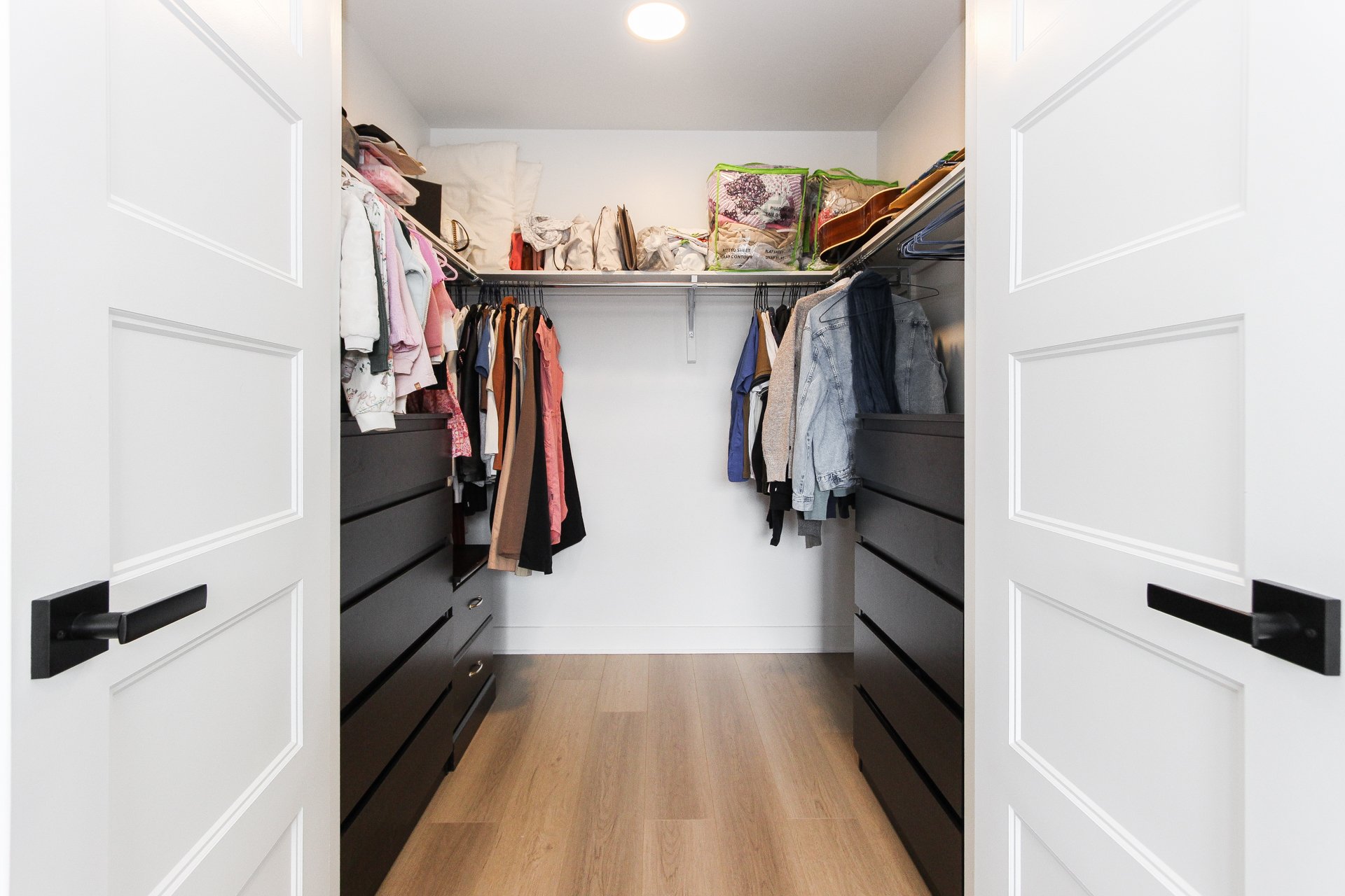 Photo - Penderie (Walk-in)