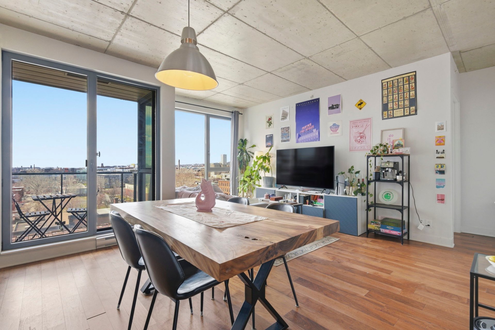 Photo - Dining room