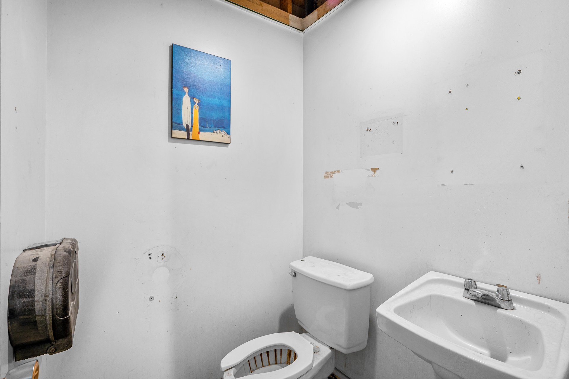 Photo - Washroom