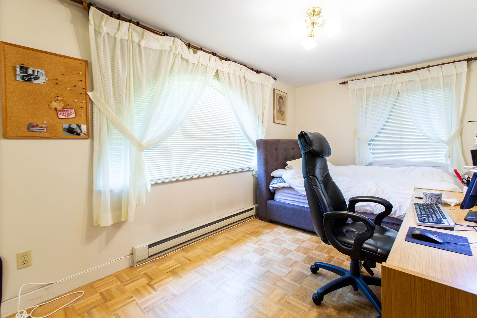 Photo - Office