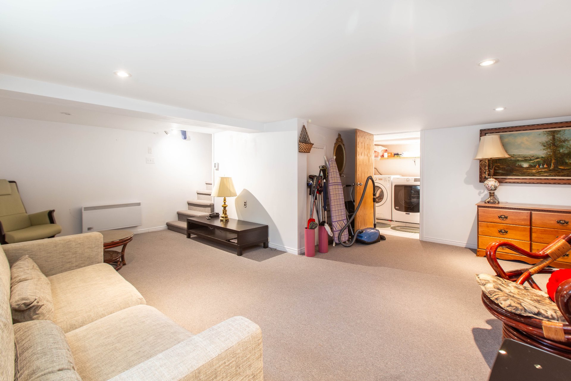 Photo - Family room