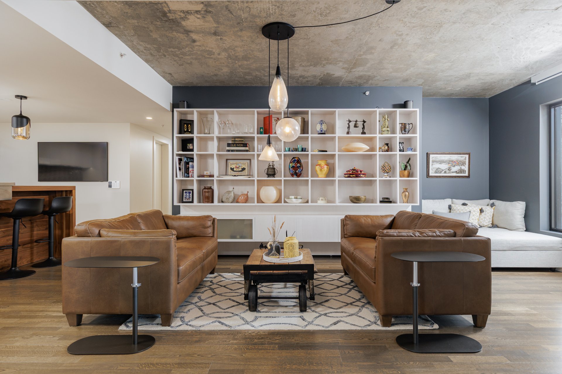 Photo - Salon