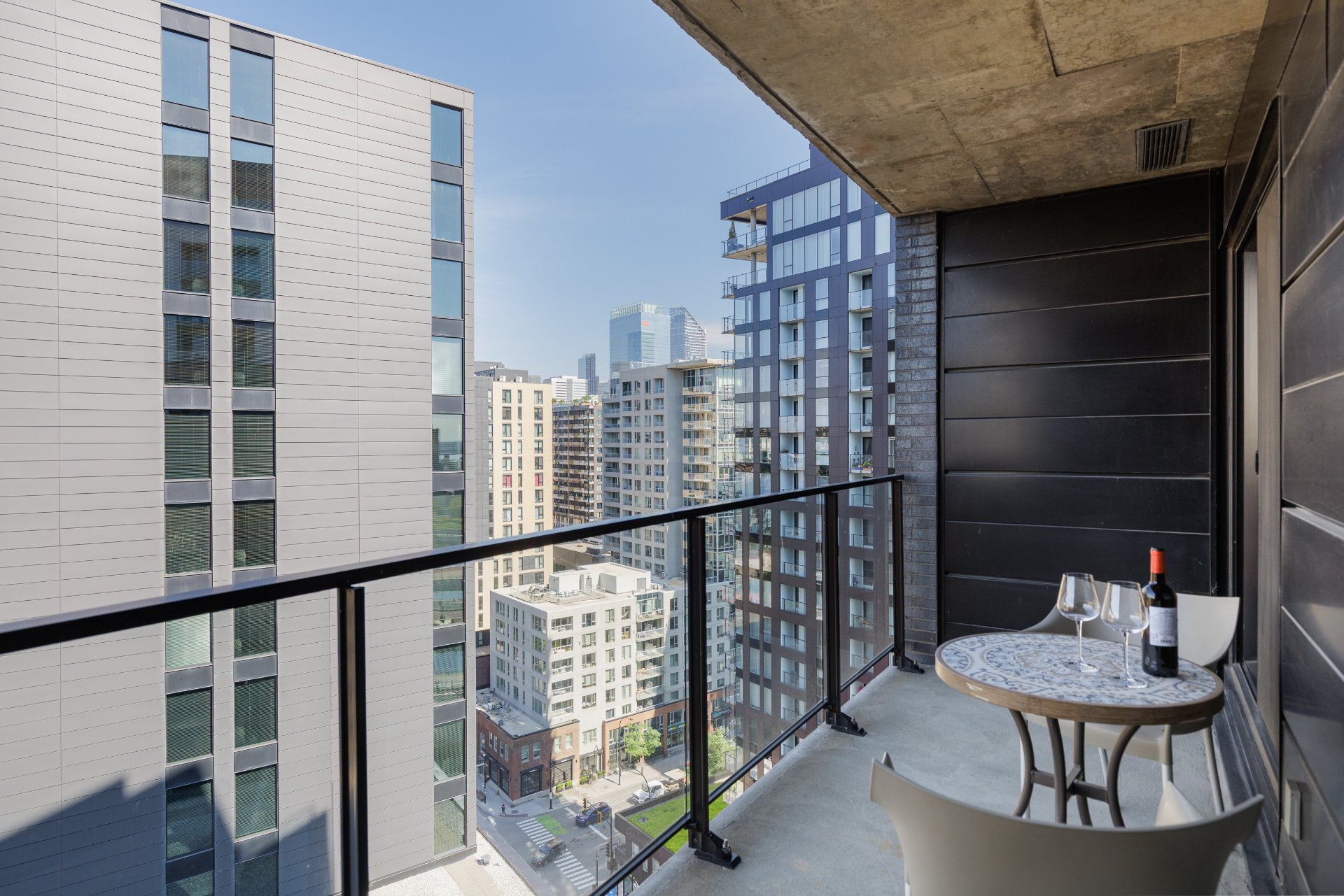 Photo - Balcon