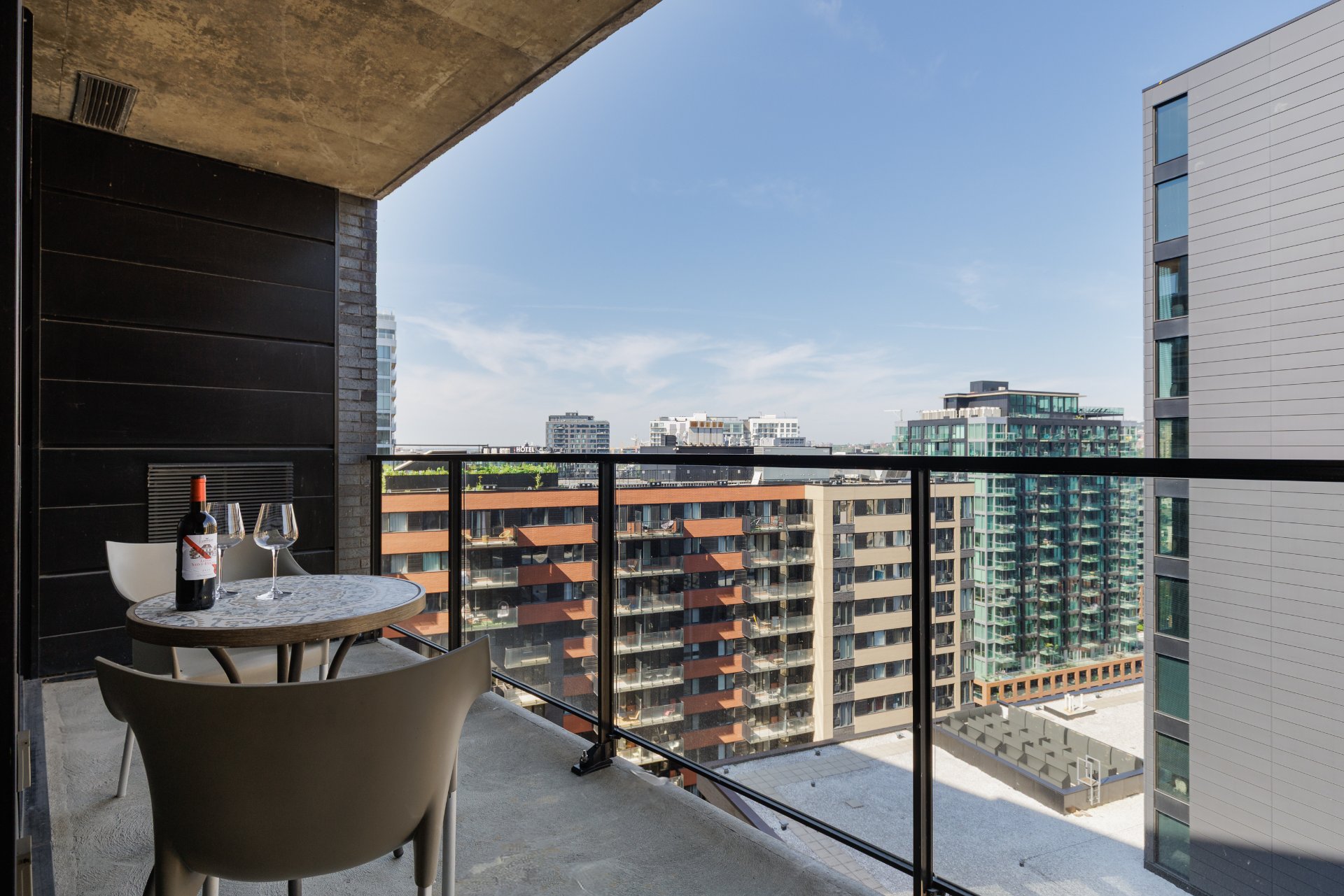 Photo - Balcon