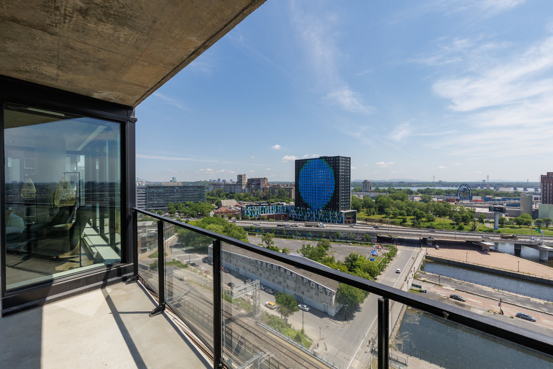 Photo - Balcon