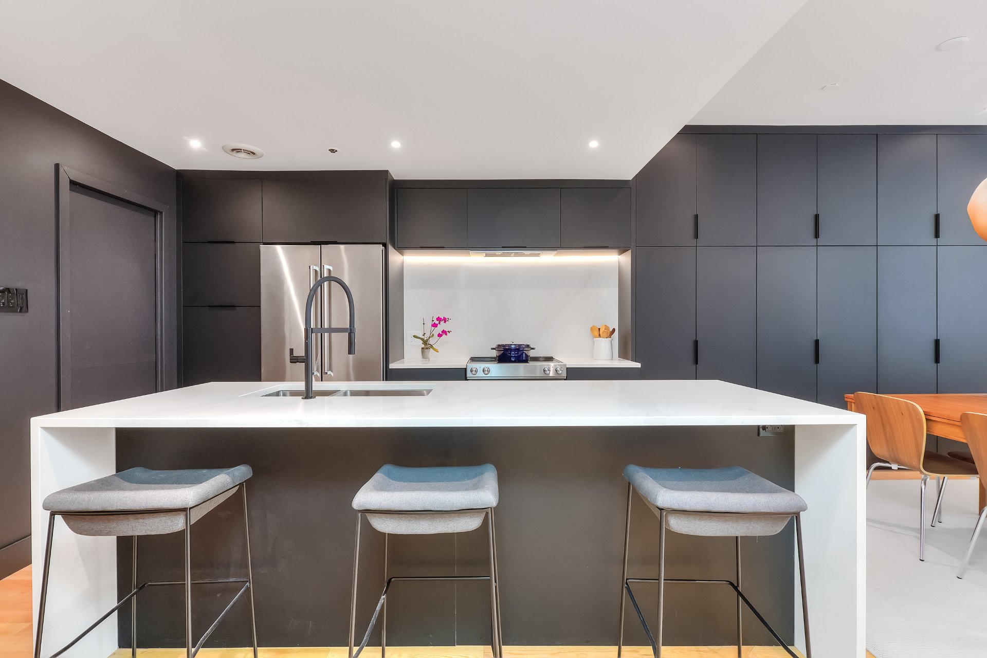 Photo - Kitchen