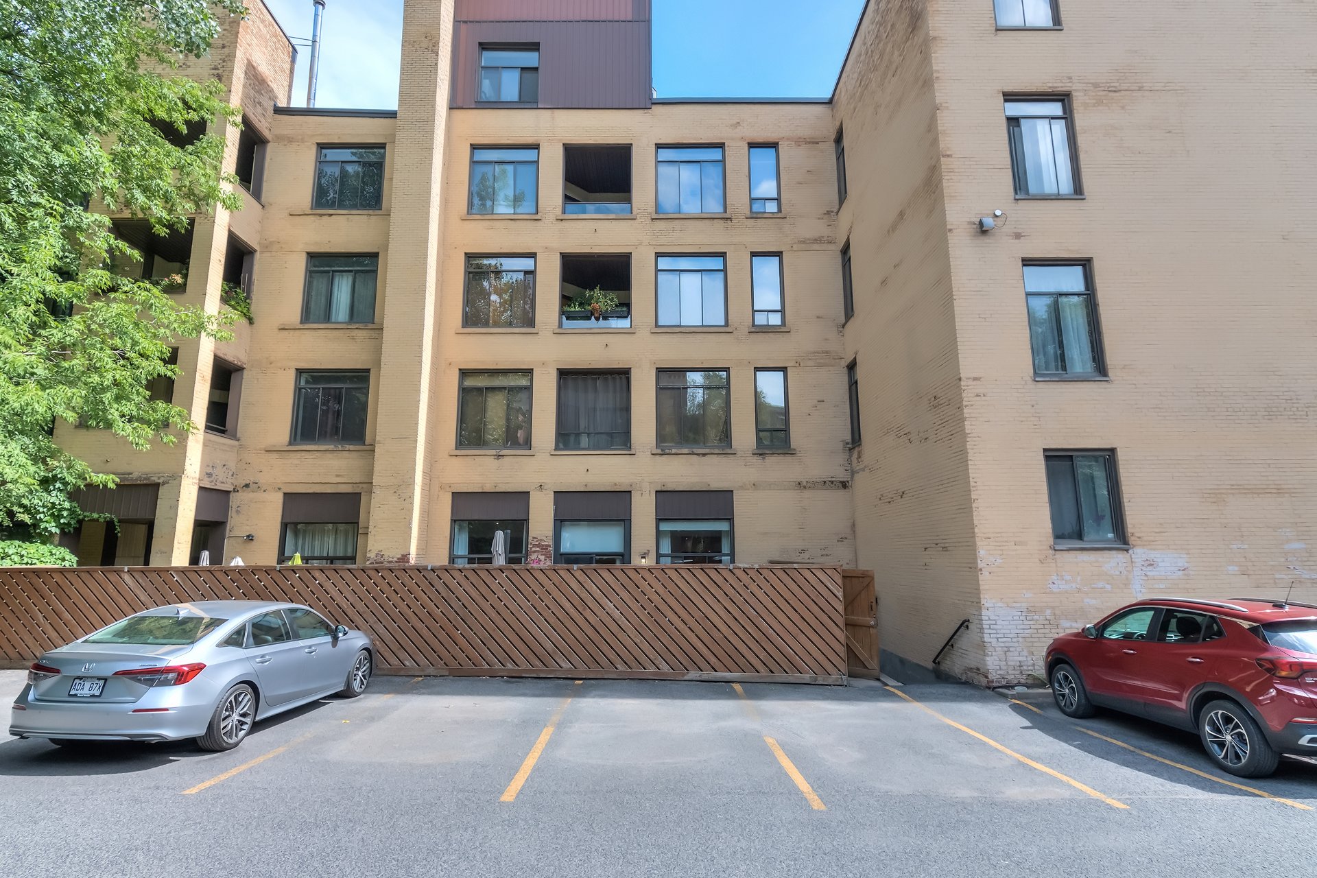 Photo - Parking