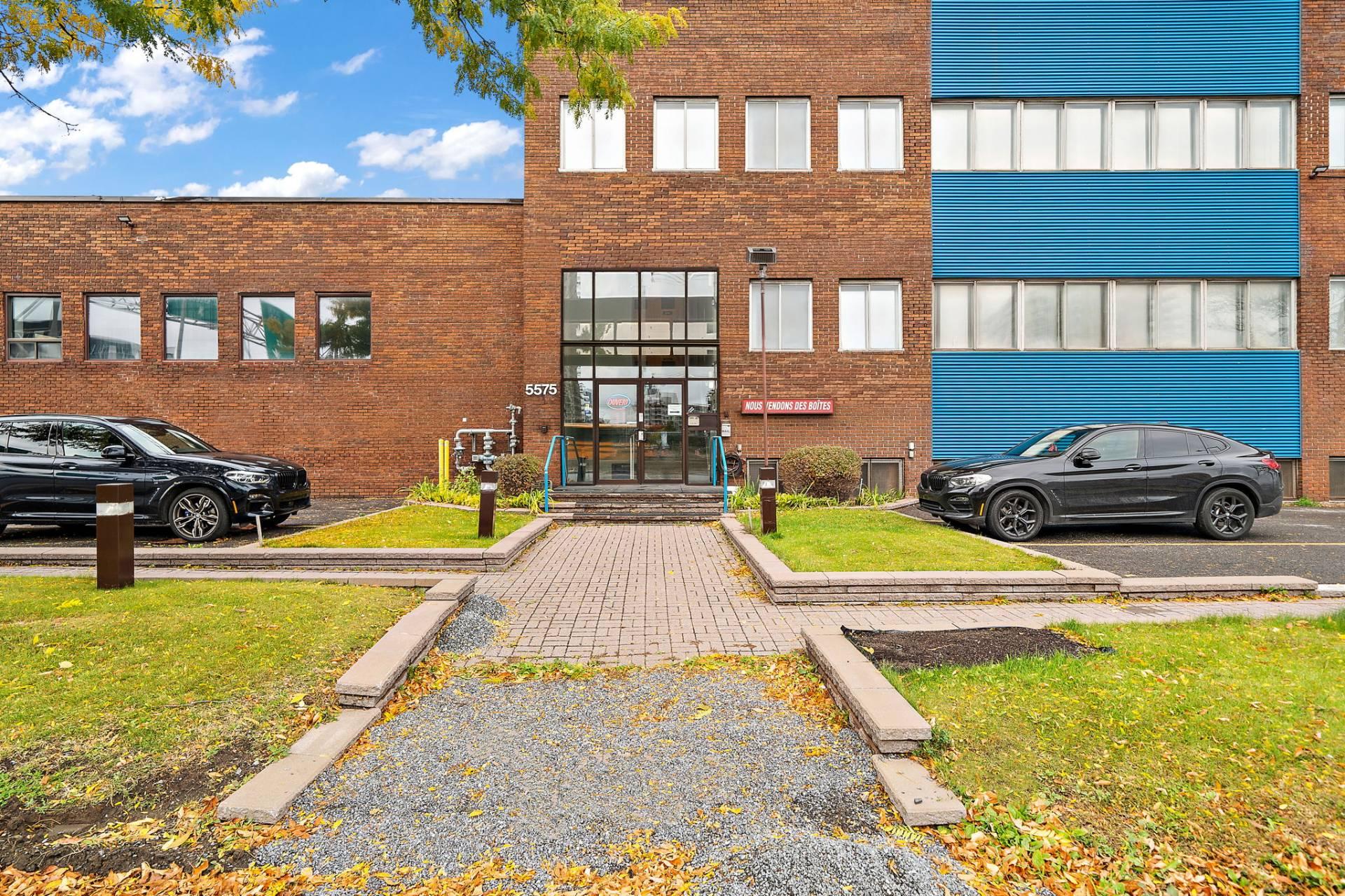 Photo - Exterior entrance