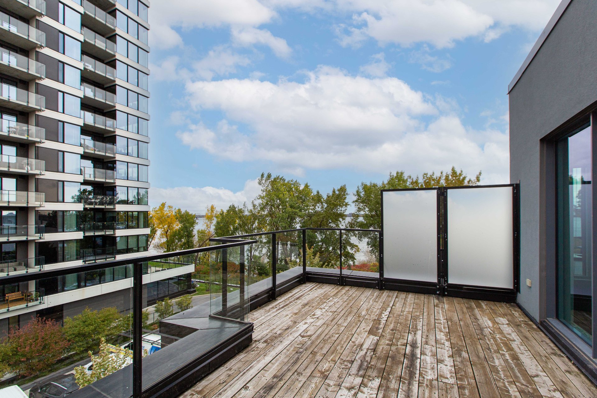 Photo - Balcony