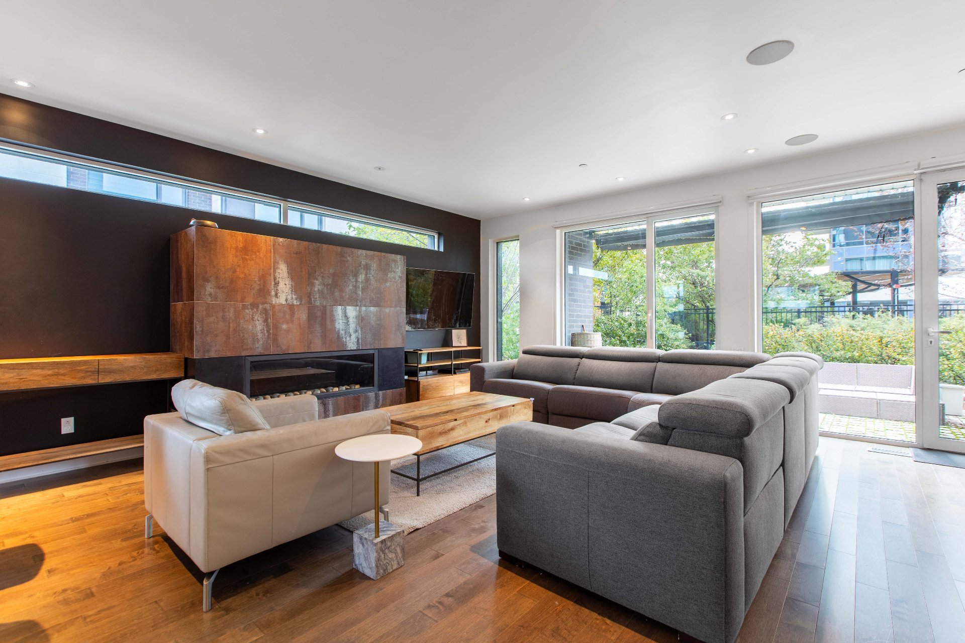Photo - Living room