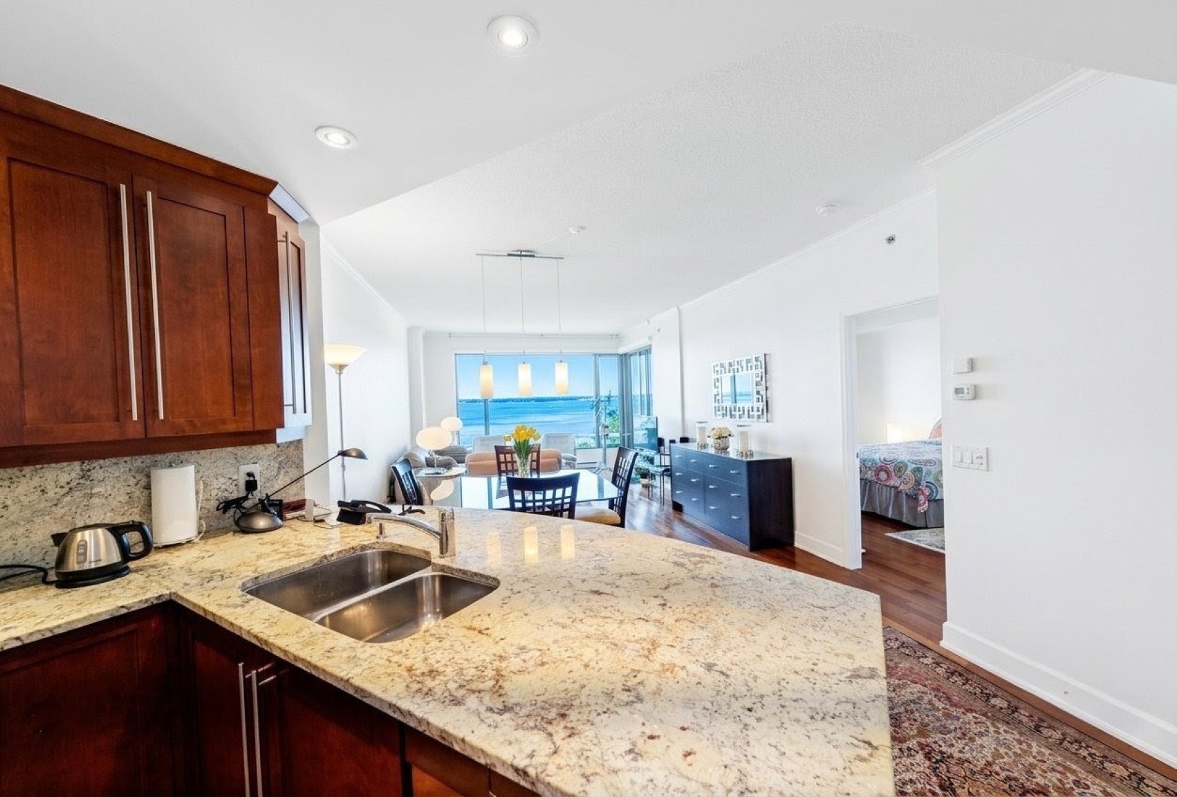 Photo - Kitchen