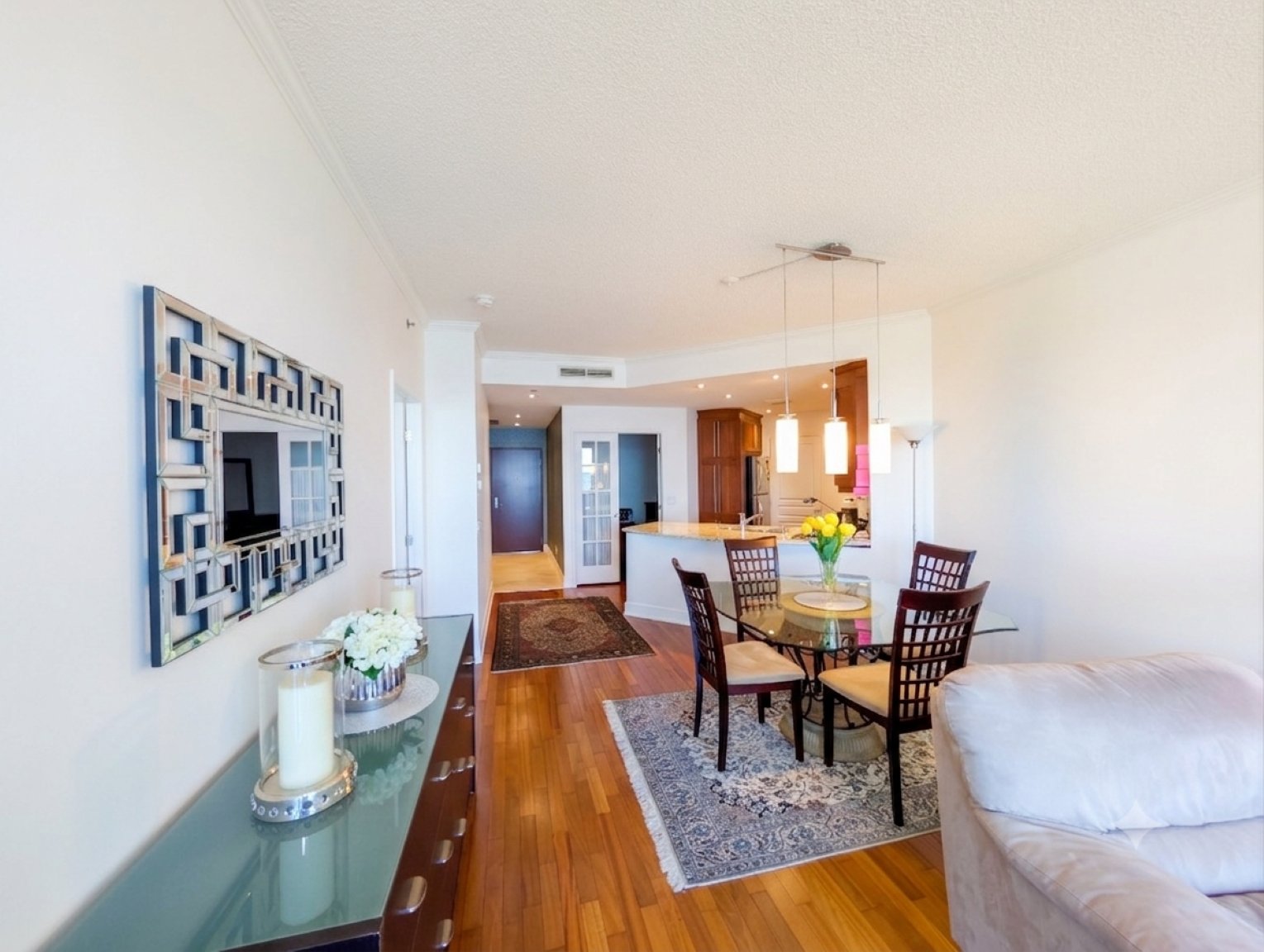Photo - Dining room
