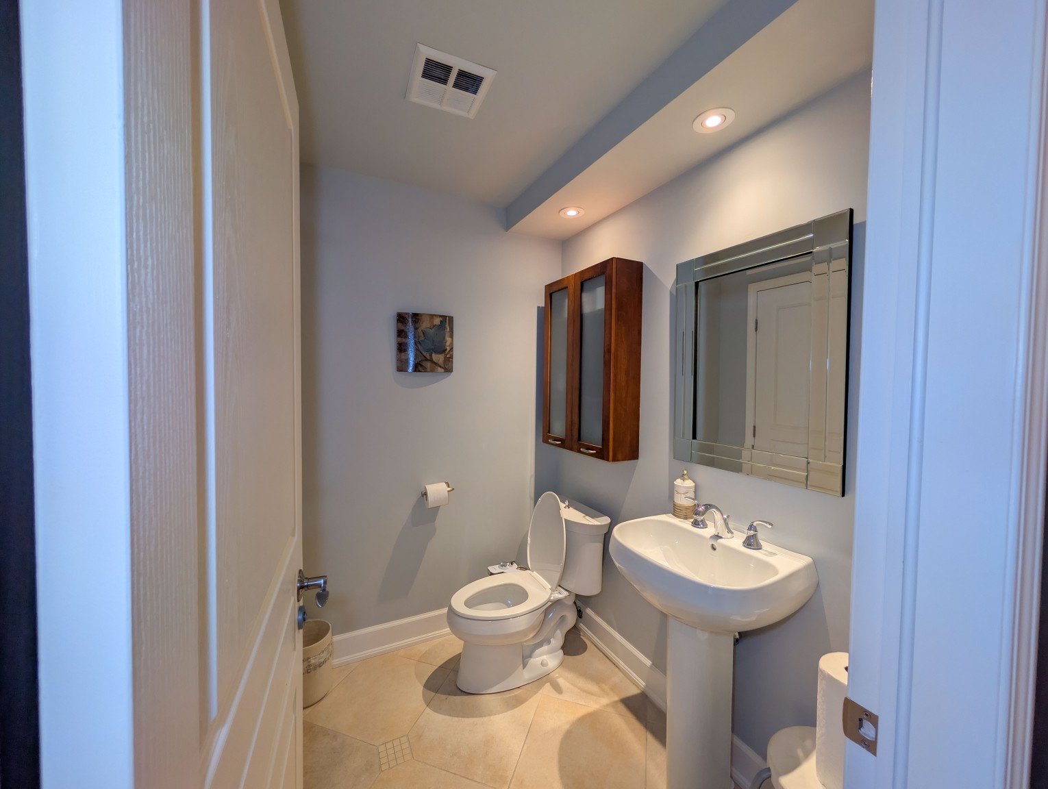 Photo - Washroom