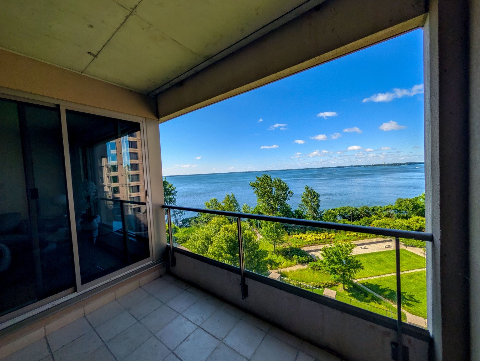 Photo - Balcony