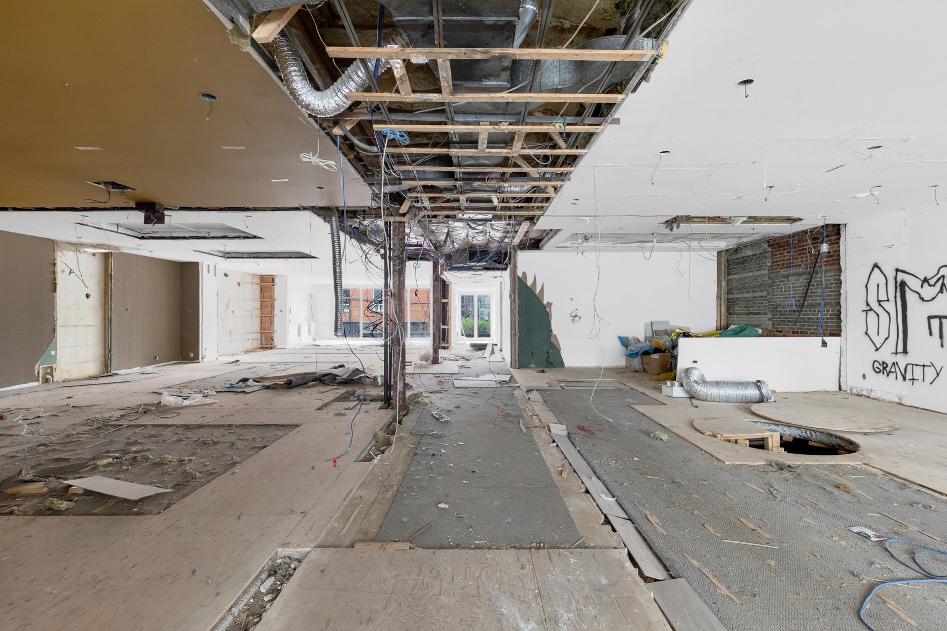 Photo - Interior