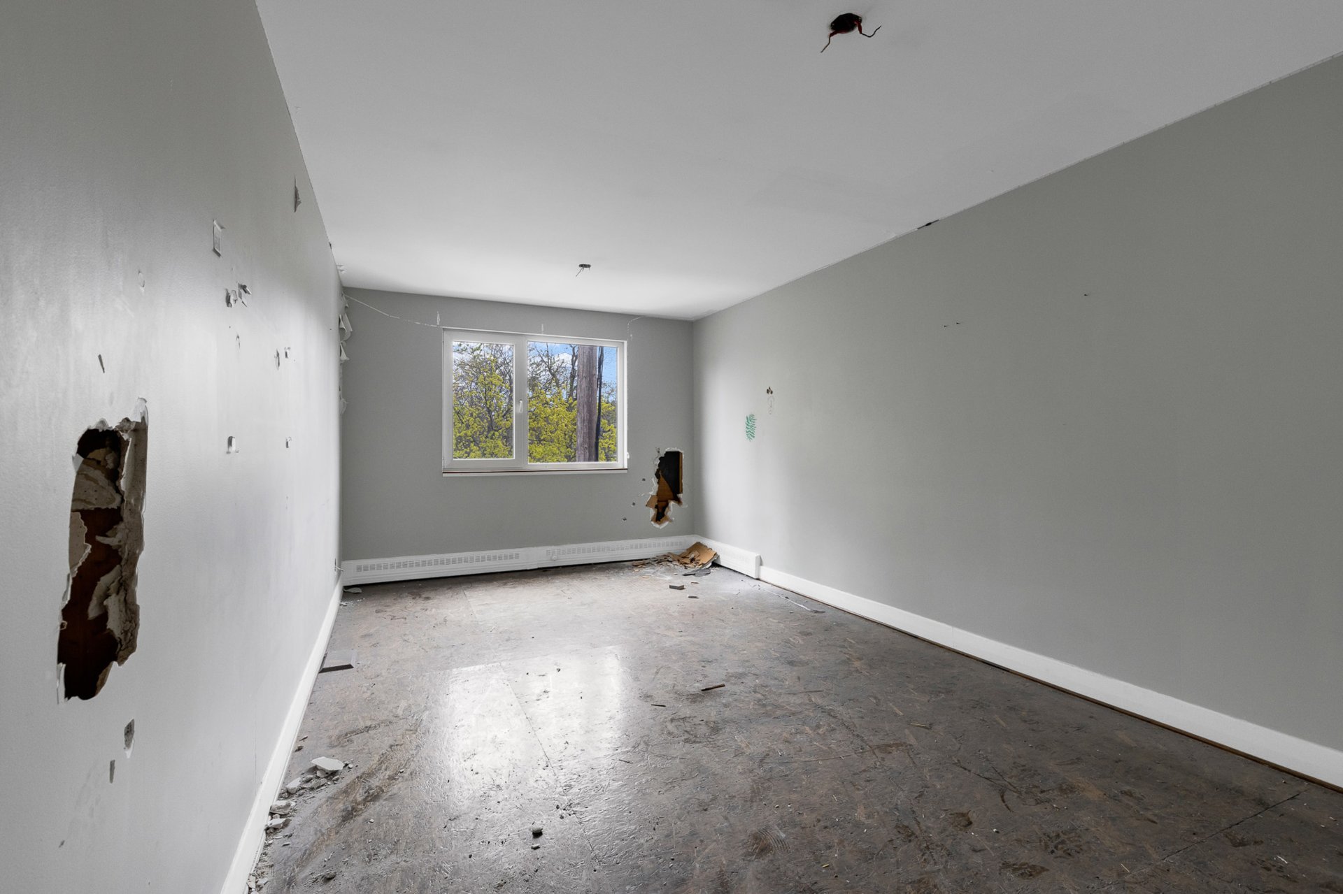 Photo - Interior