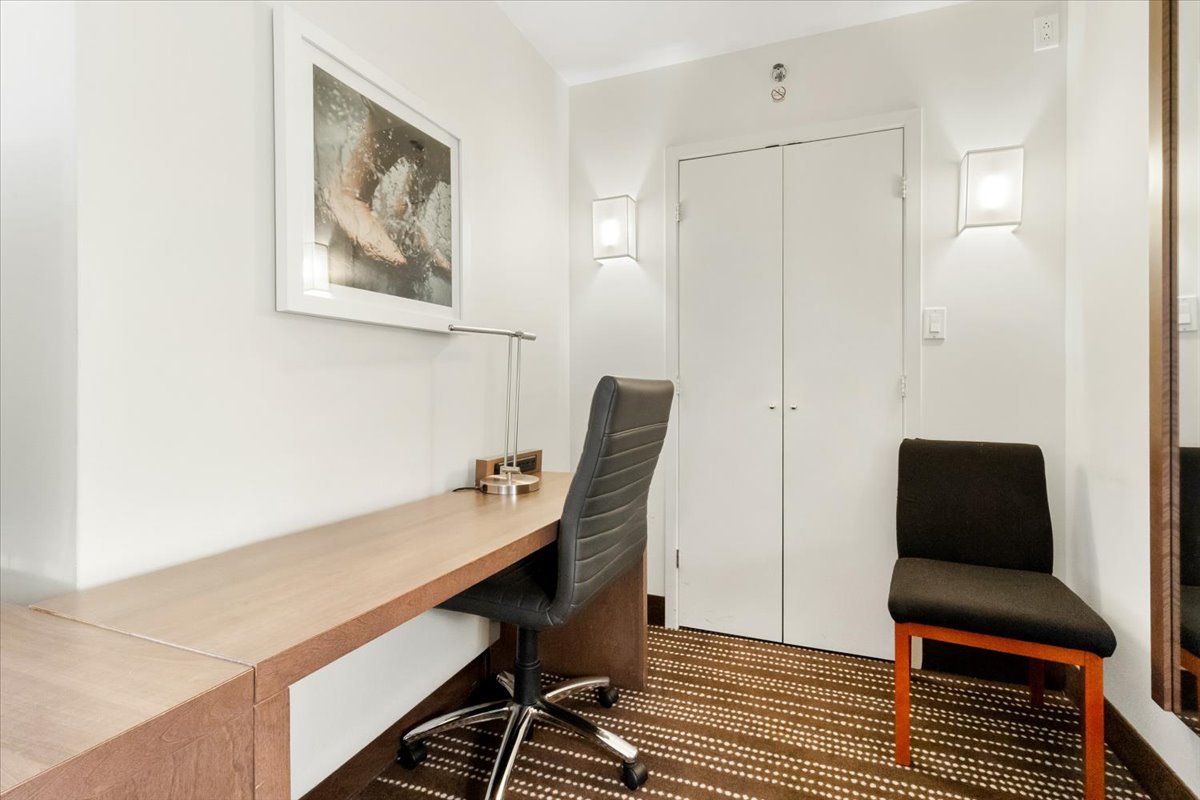 Photo - Garçonnière