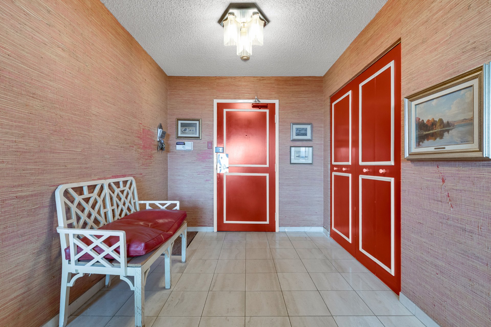Photo - Hallway