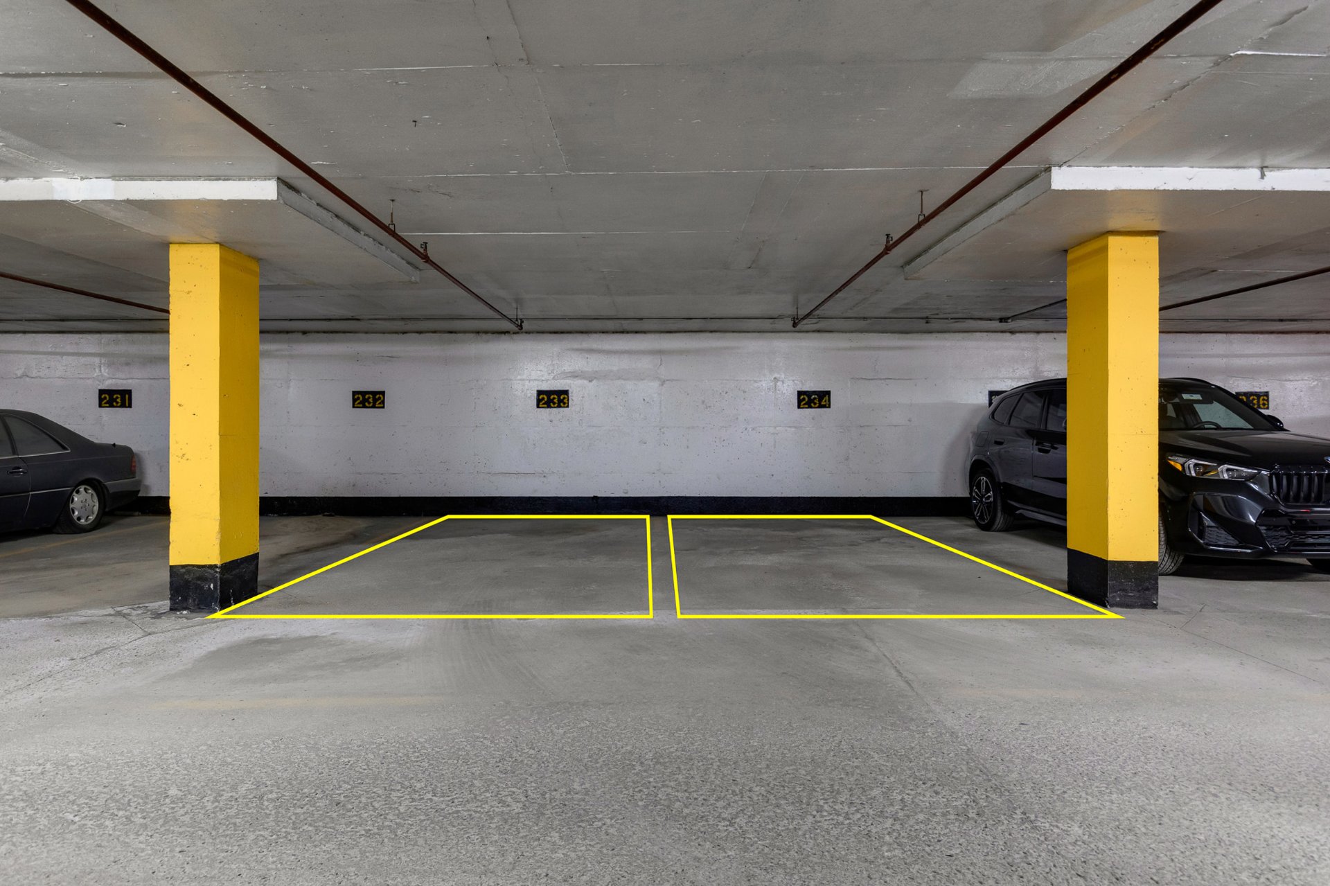 Photo - Parking