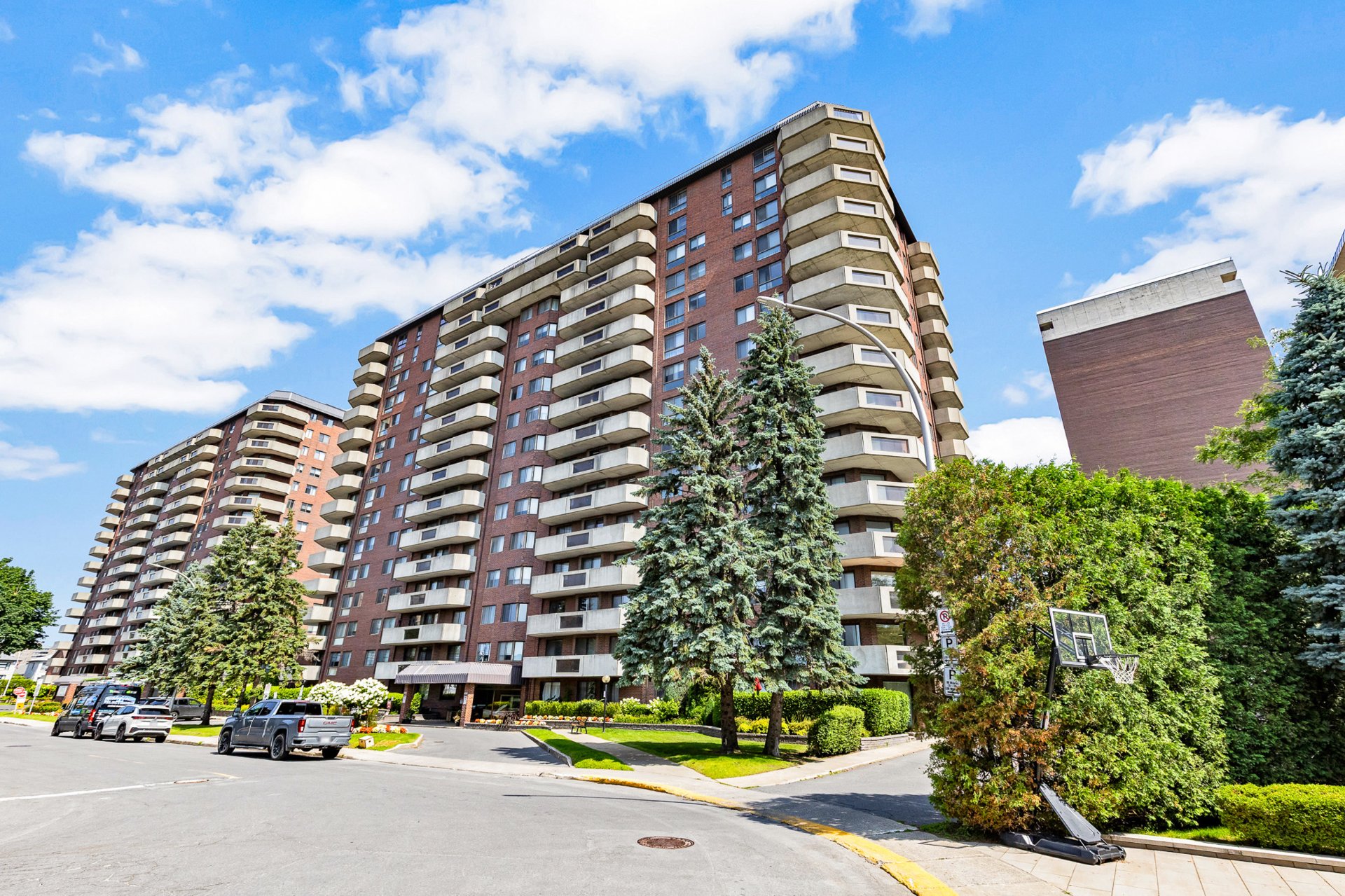 Photo - Frontage
