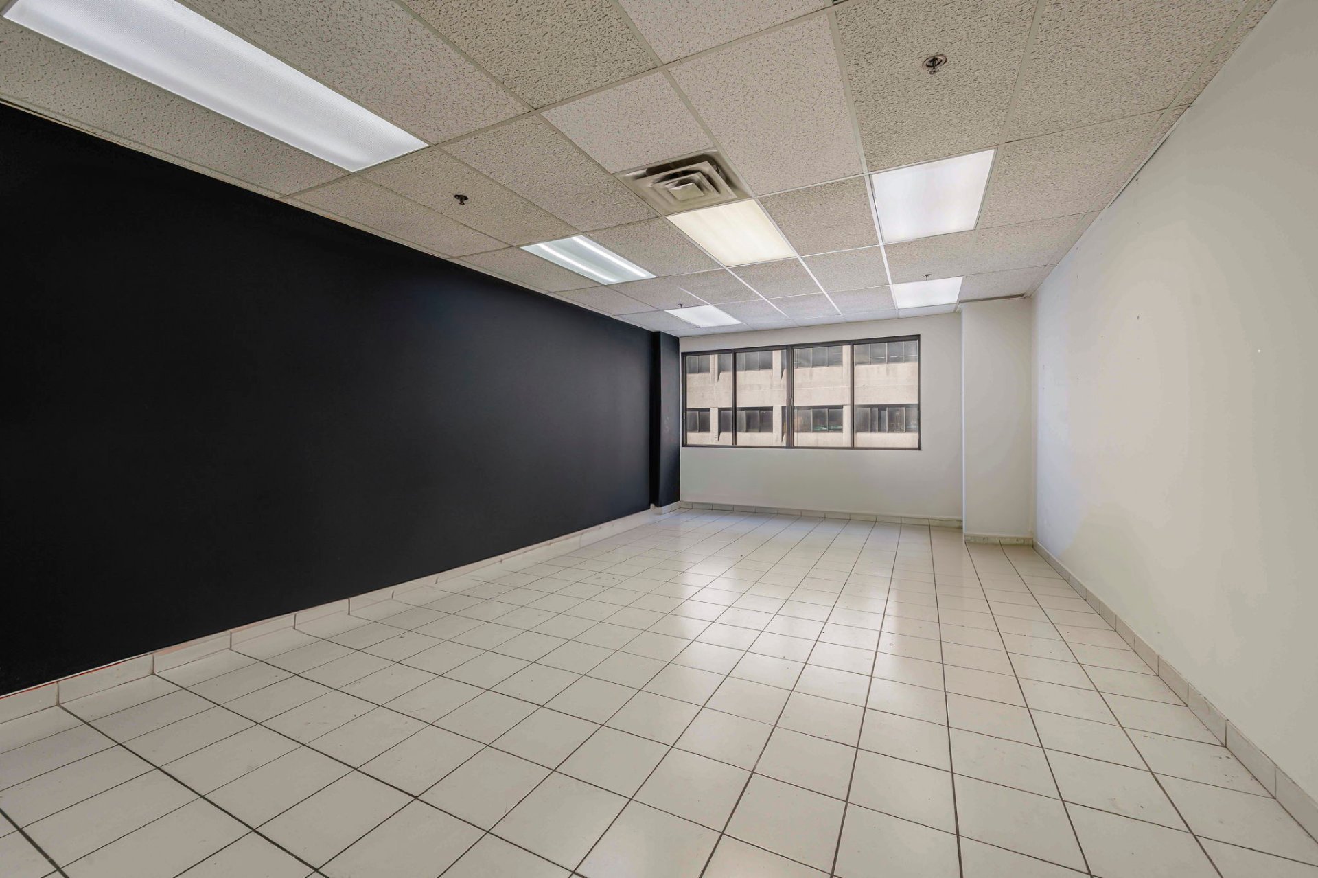 Photo - Office