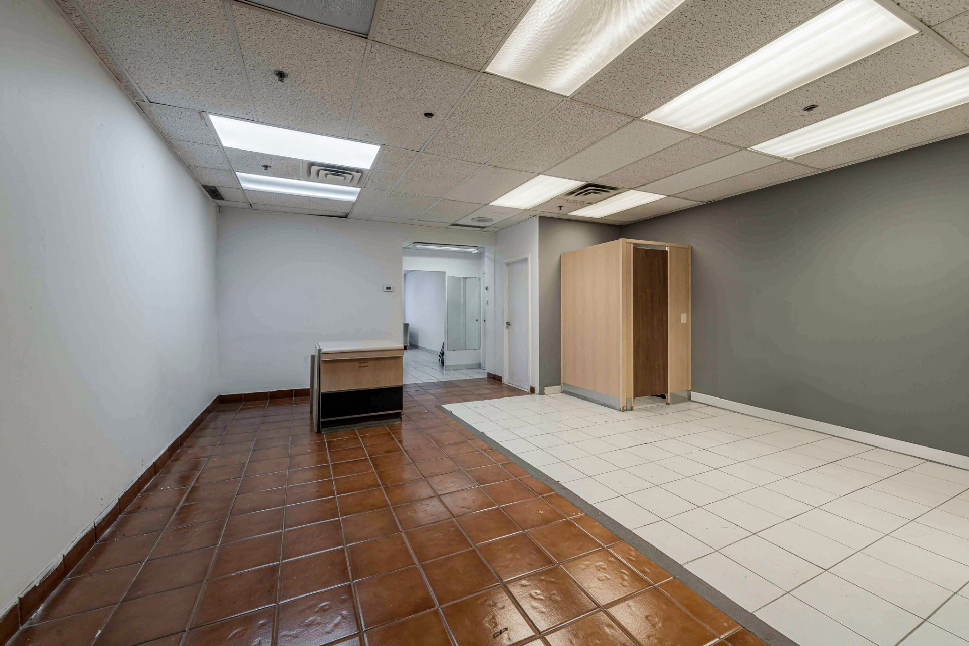 Photo - Reception Area