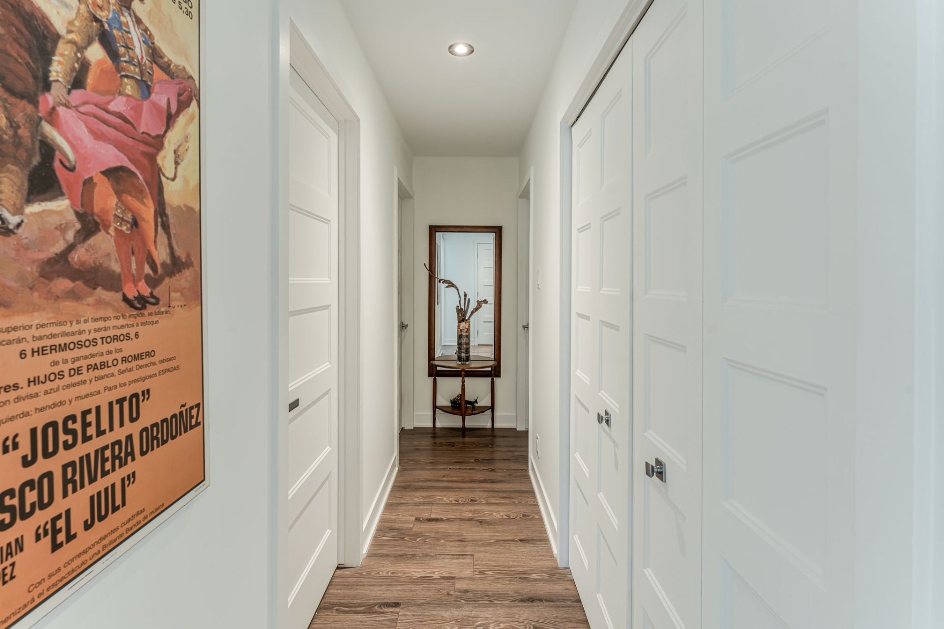 Photo - Hallway