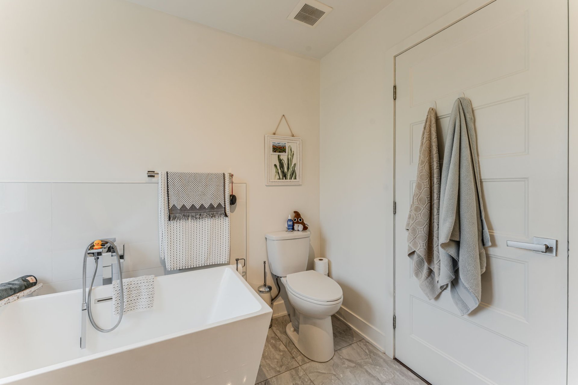 Photo - Bathroom