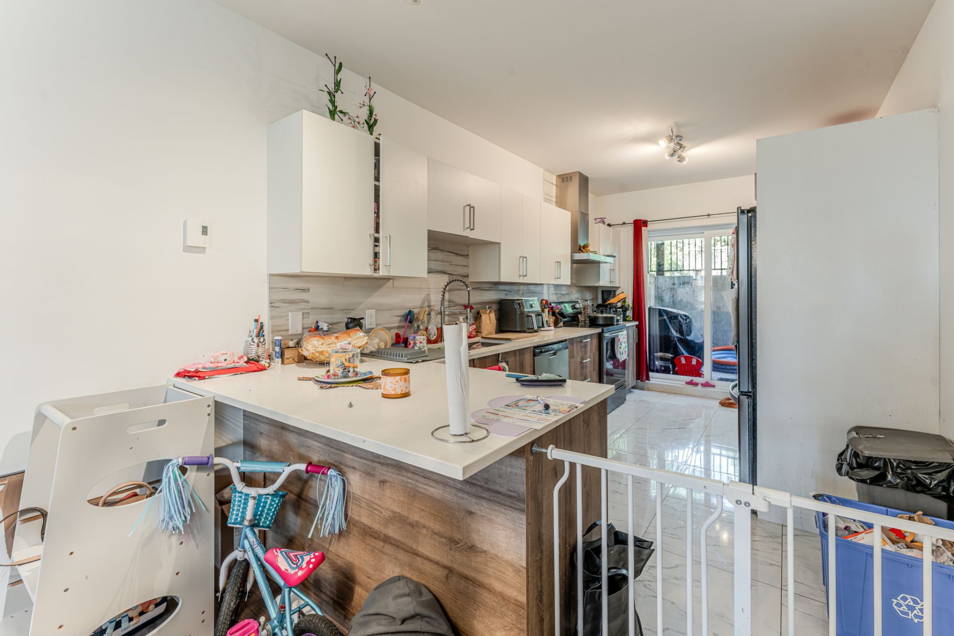 Photo - Kitchen