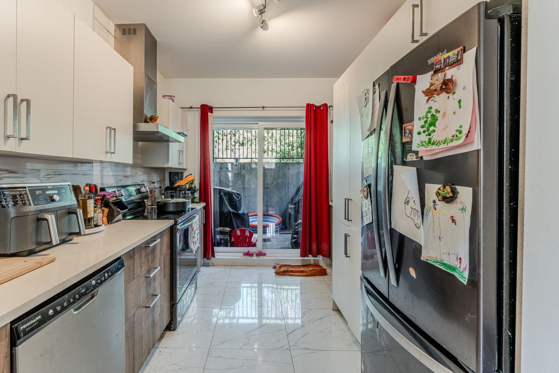 Photo - Kitchen