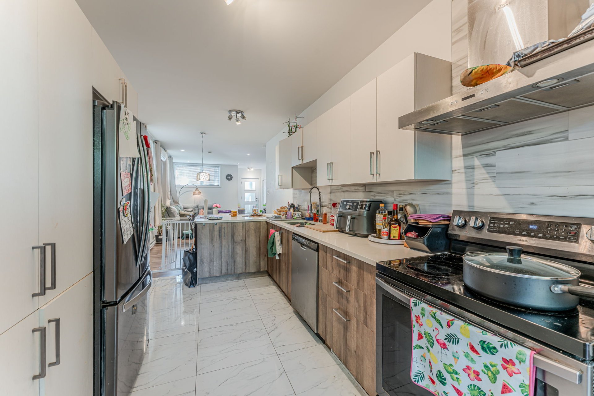 Photo - Kitchen
