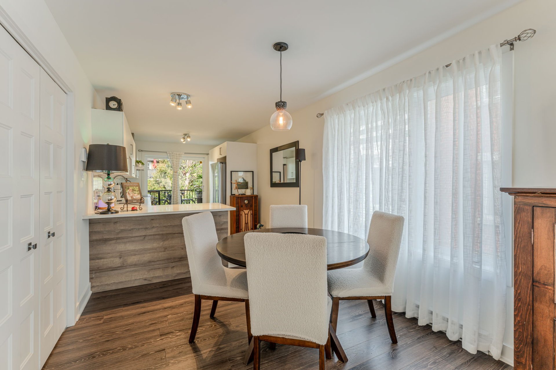Photo - Dining room
