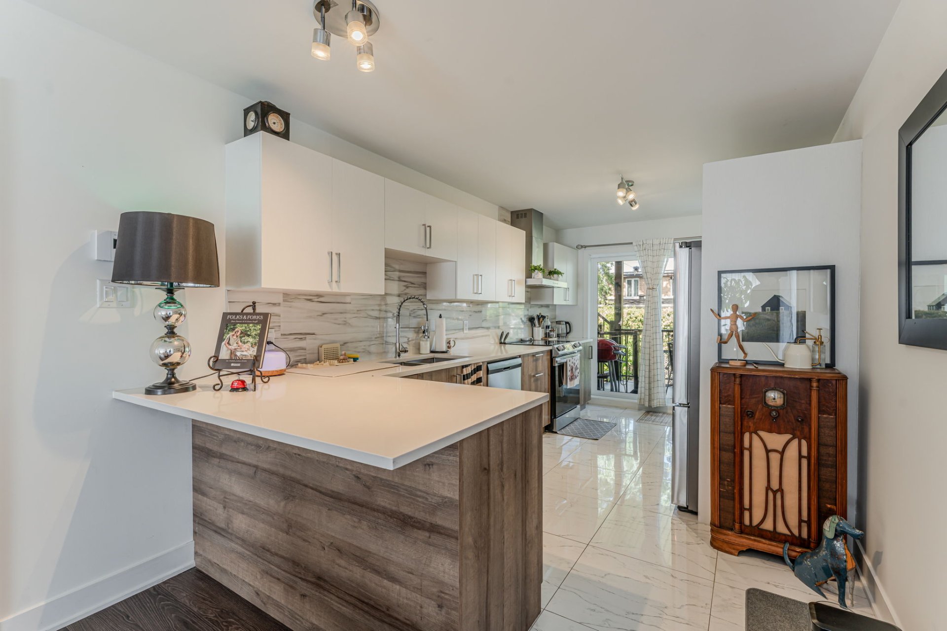 Photo - Kitchen