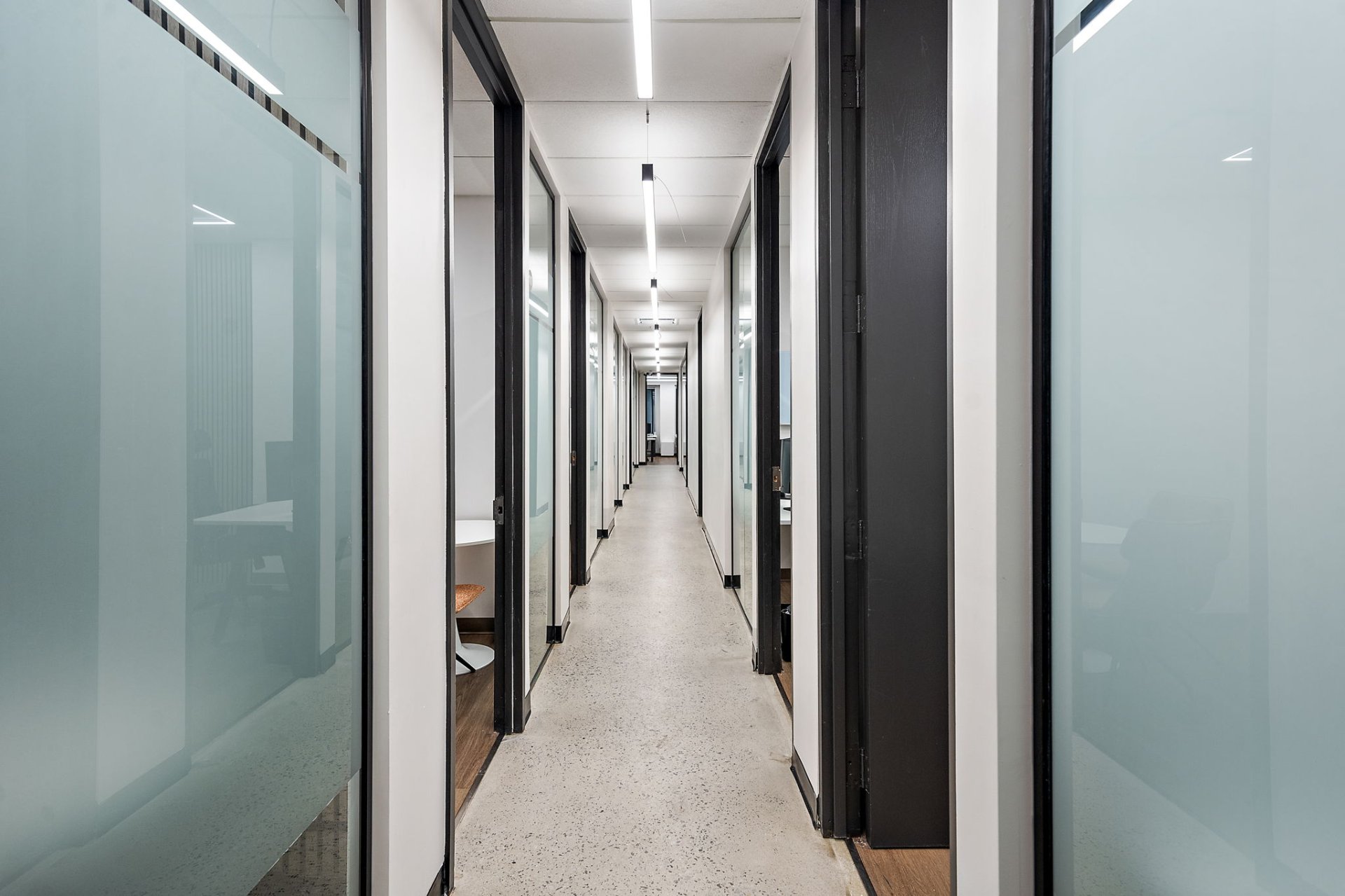 Photo - Hallway