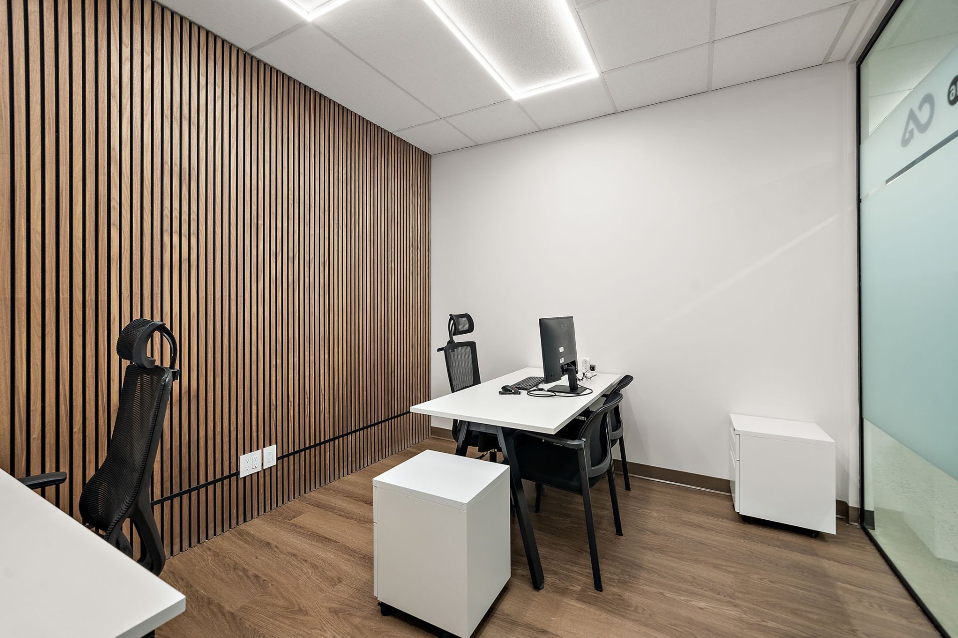 Photo - Office