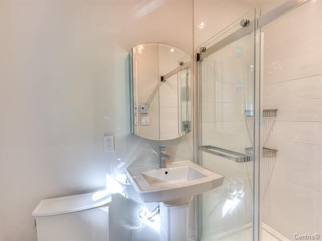 Photo - Bathroom