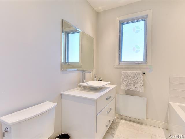 Photo - Bathroom