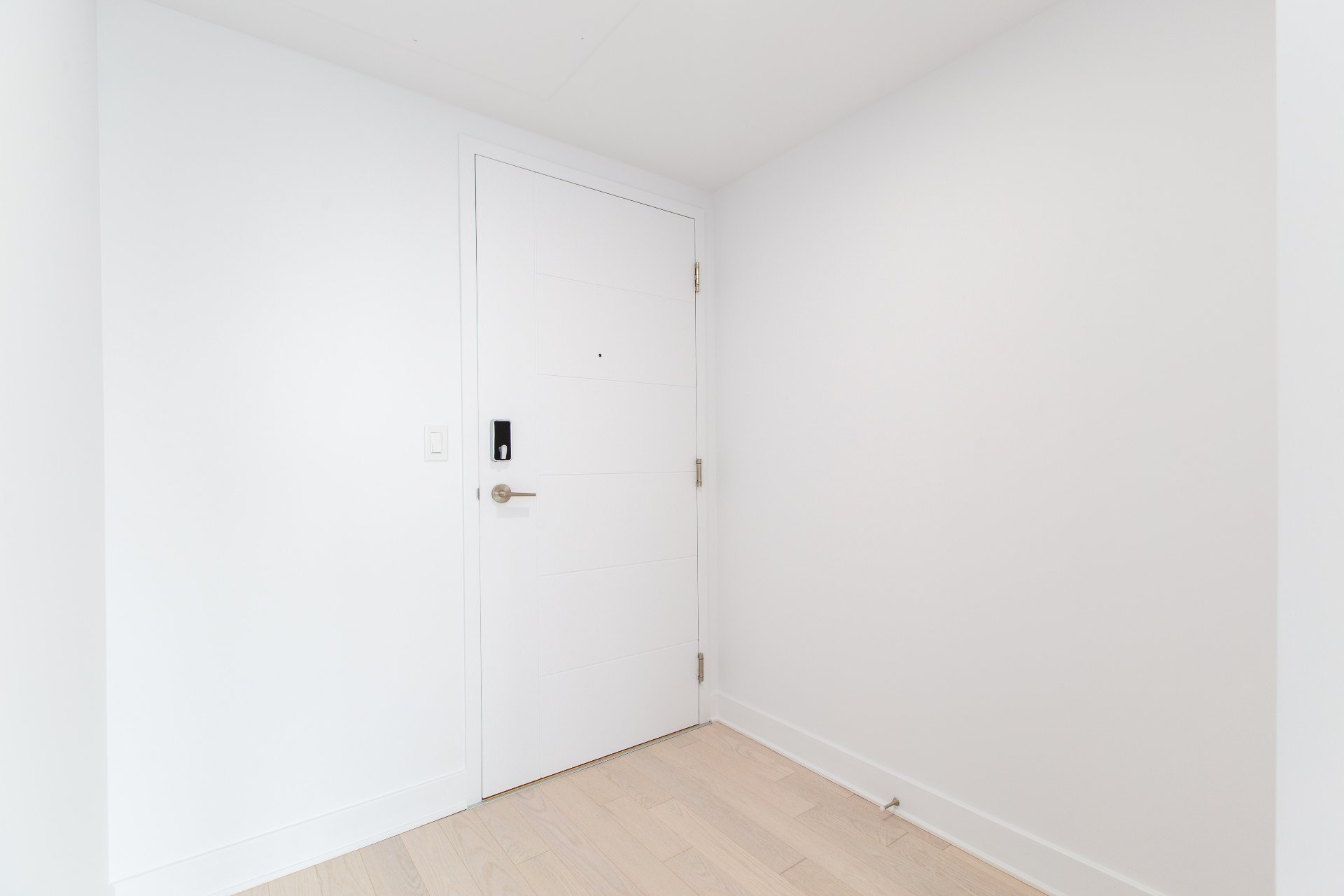 Photo - Interior