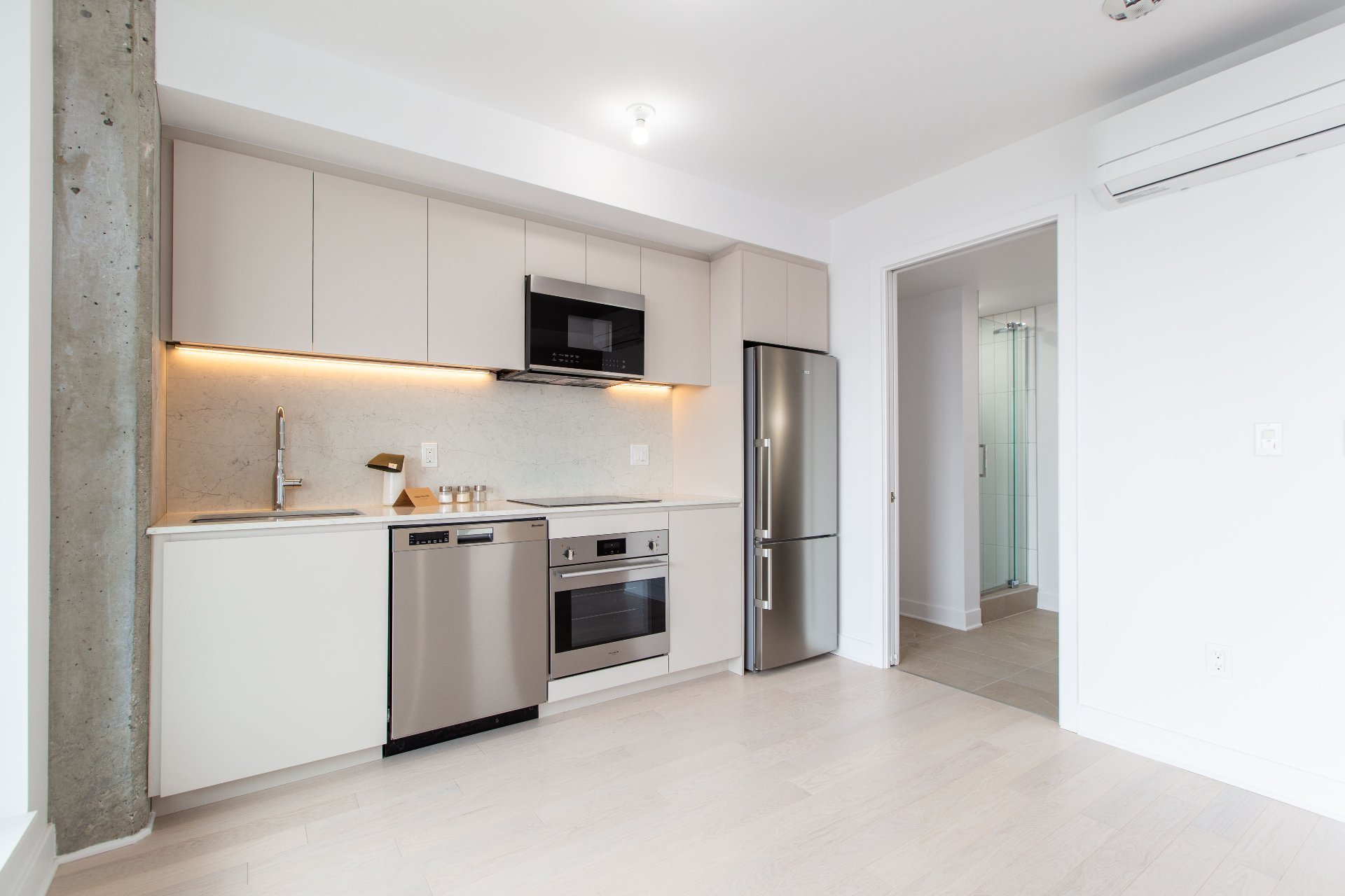 Photo - Kitchen