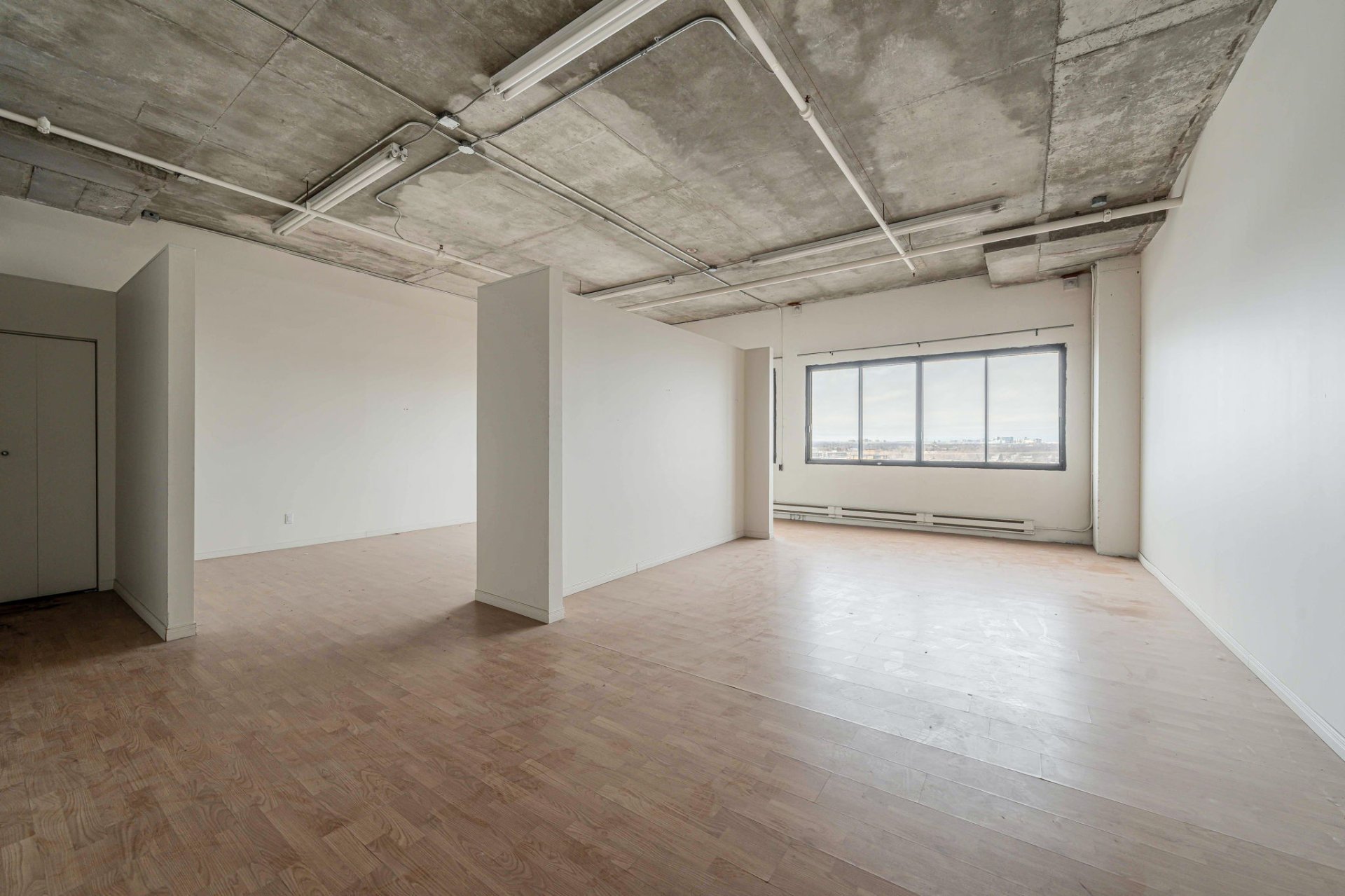 Photo - Office
