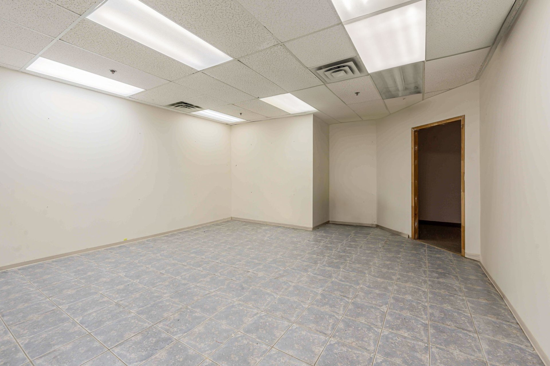 Photo - Office