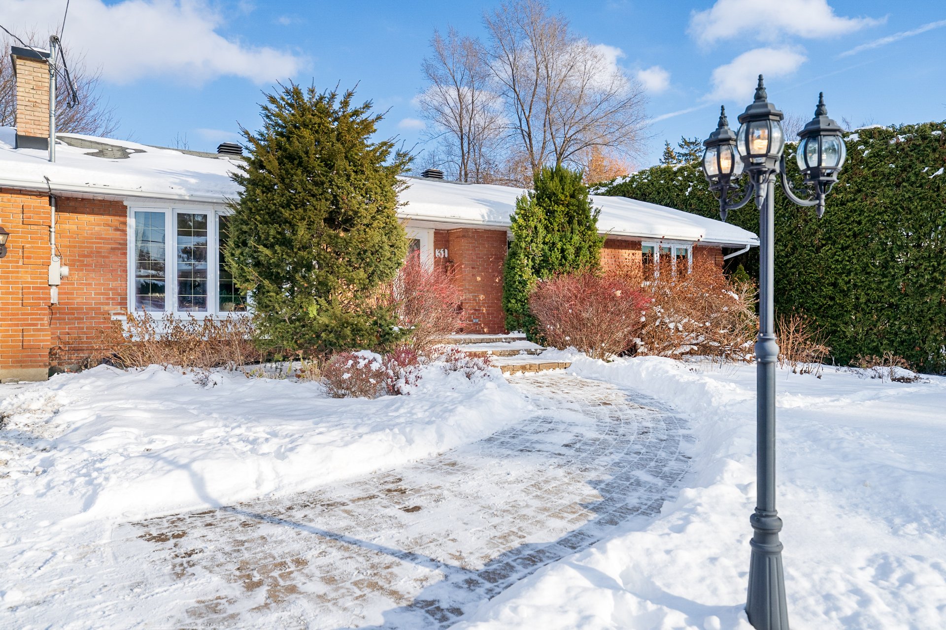 Photo - Exterior entrance