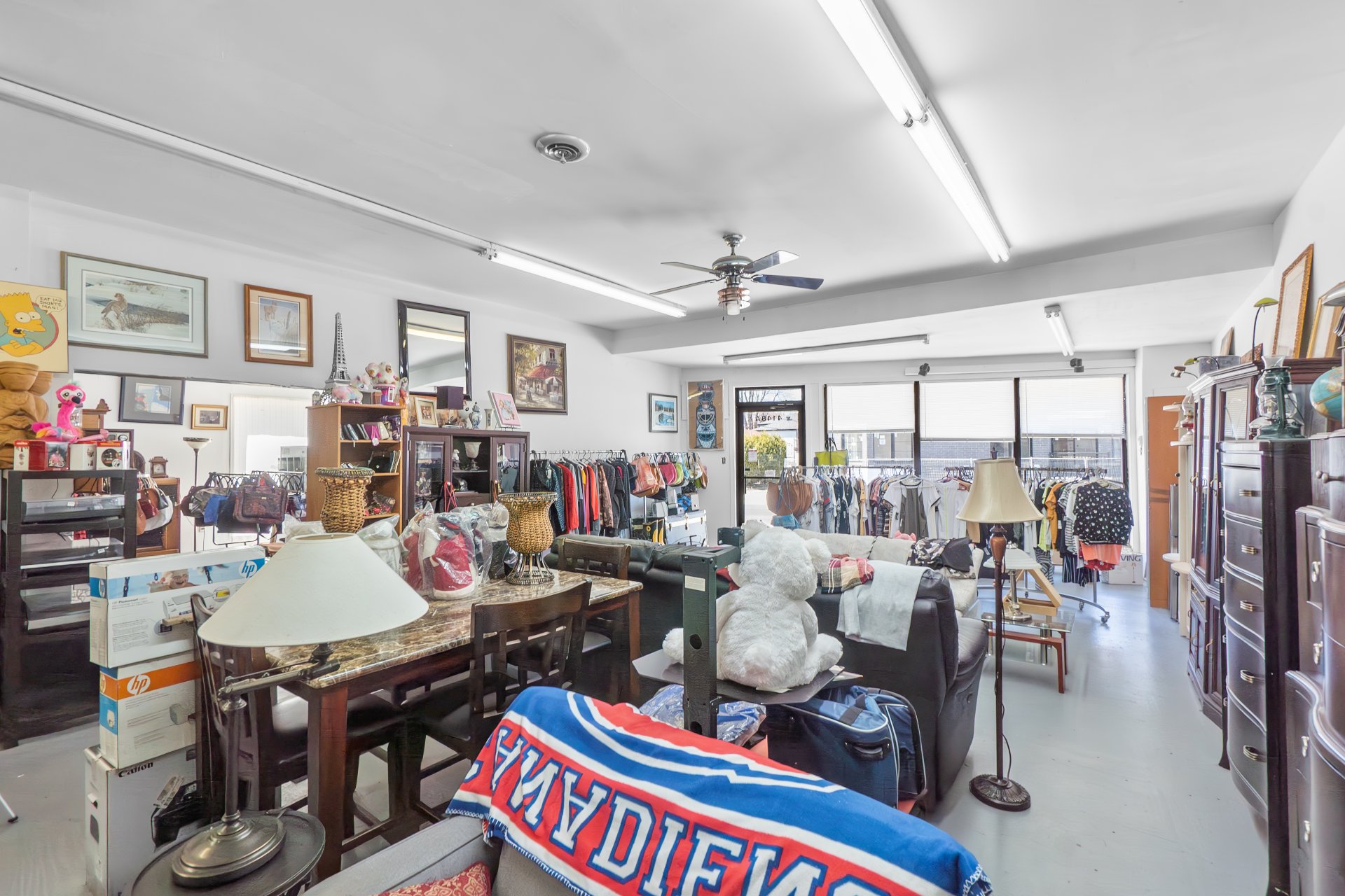 Photo - Interior