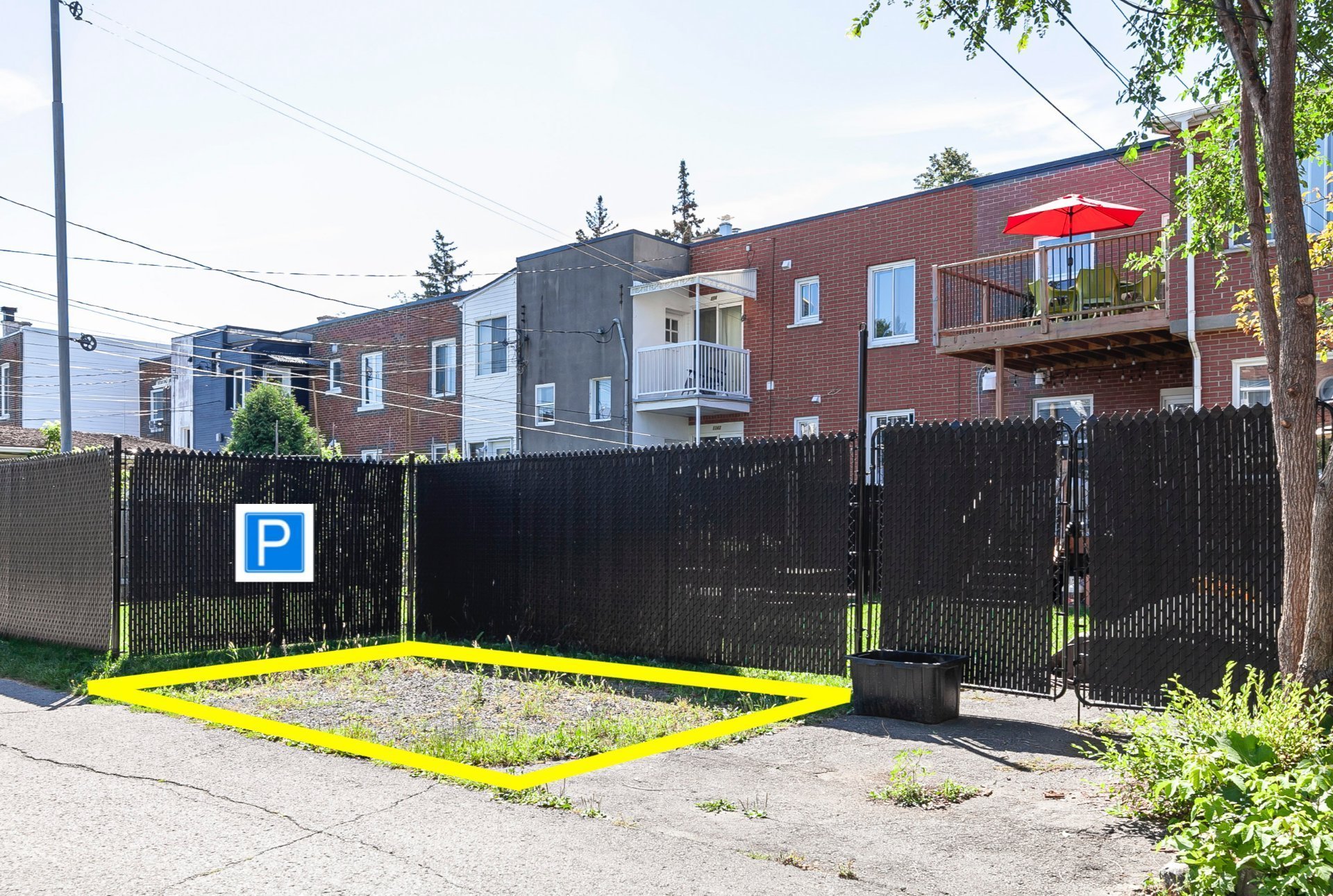 Photo - Stationnement