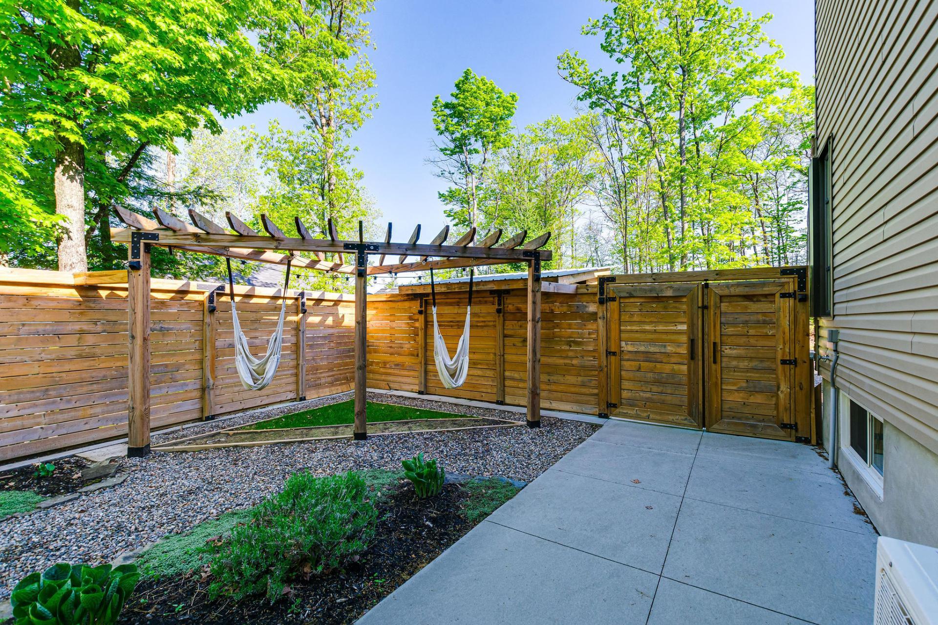 Photo - Backyard