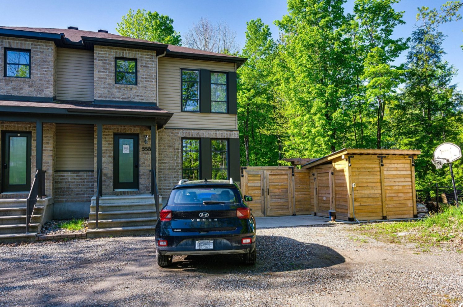 Photo - Frontage