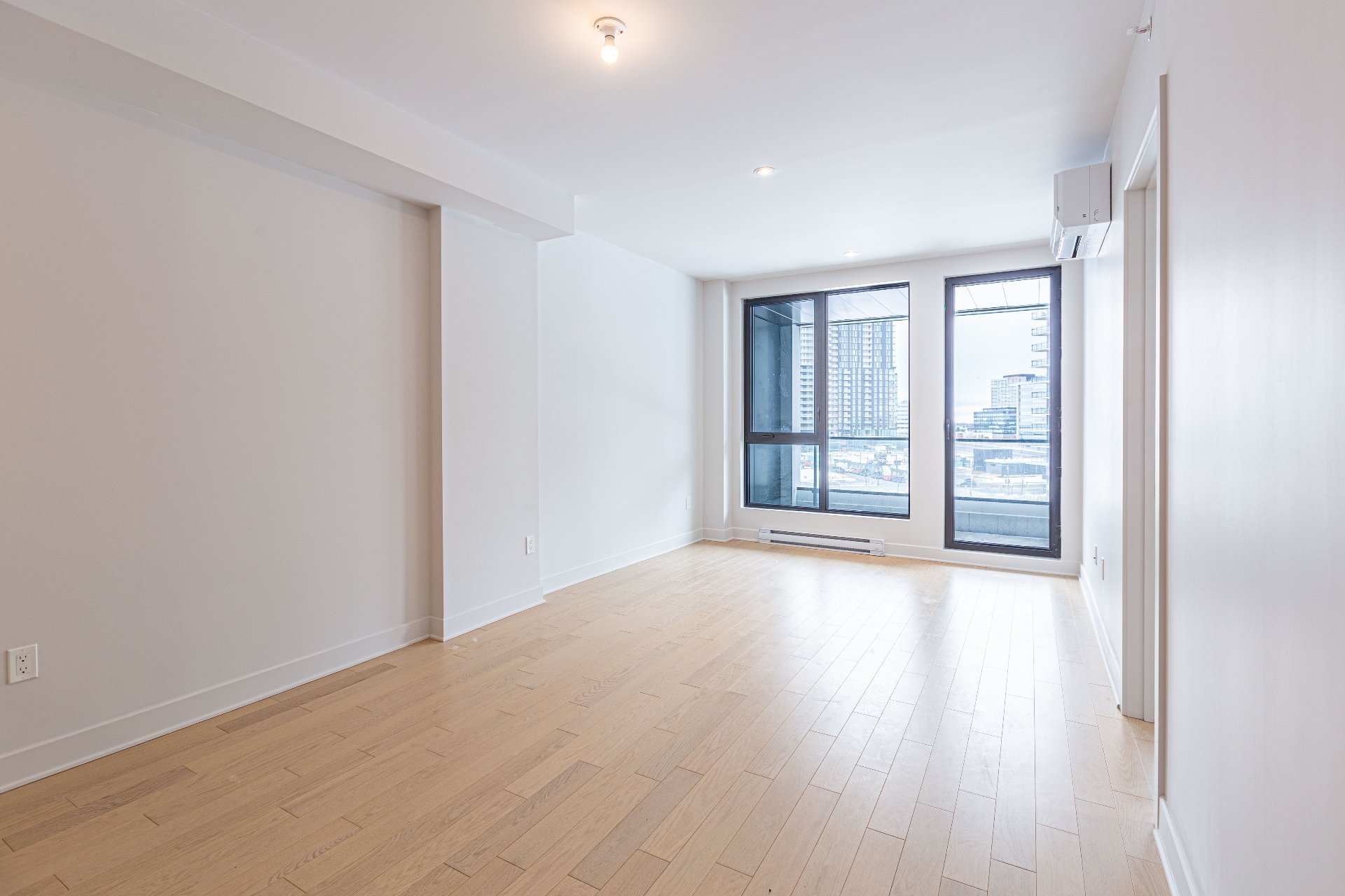 Photo - Dining room