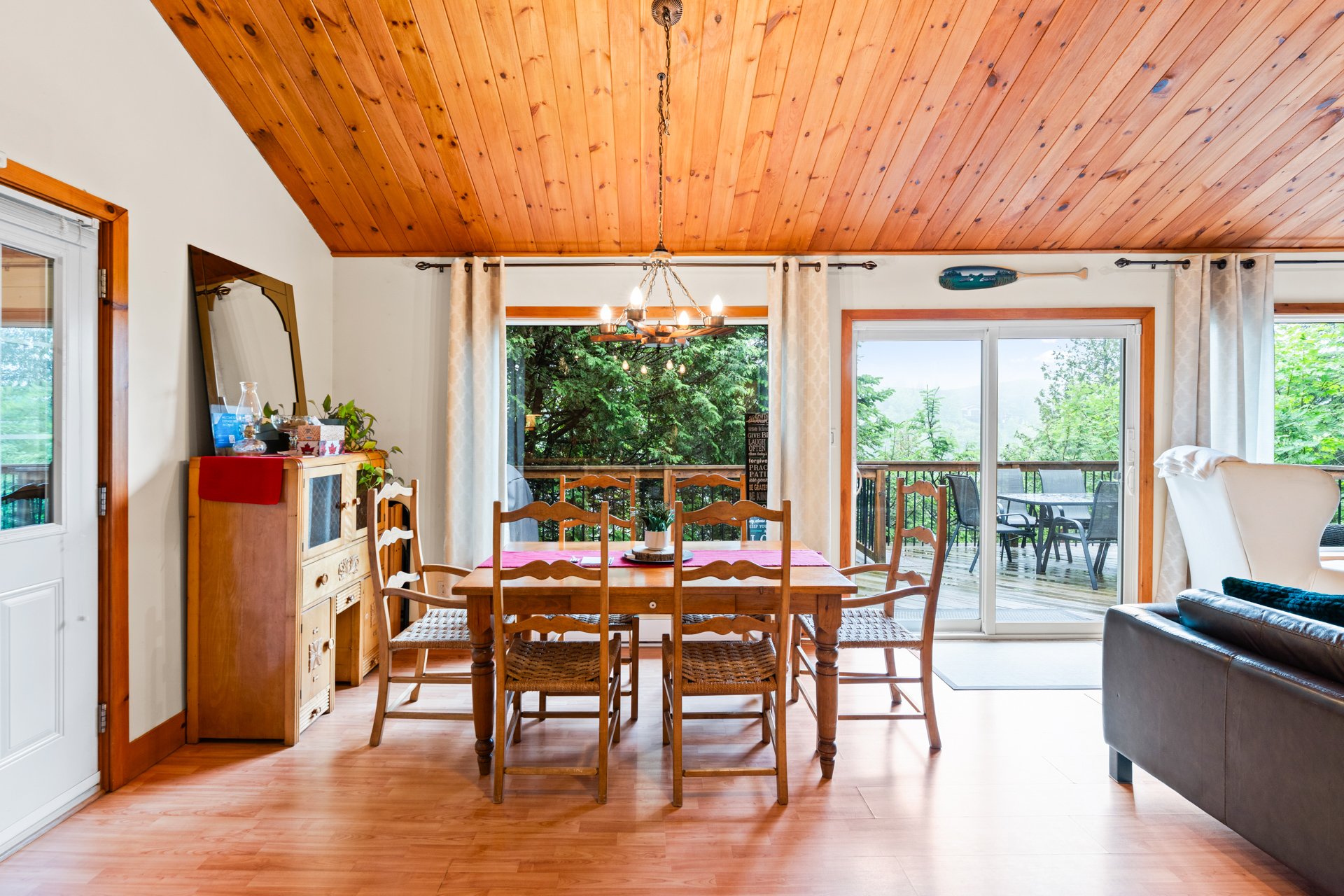 Photo - Salle à manger